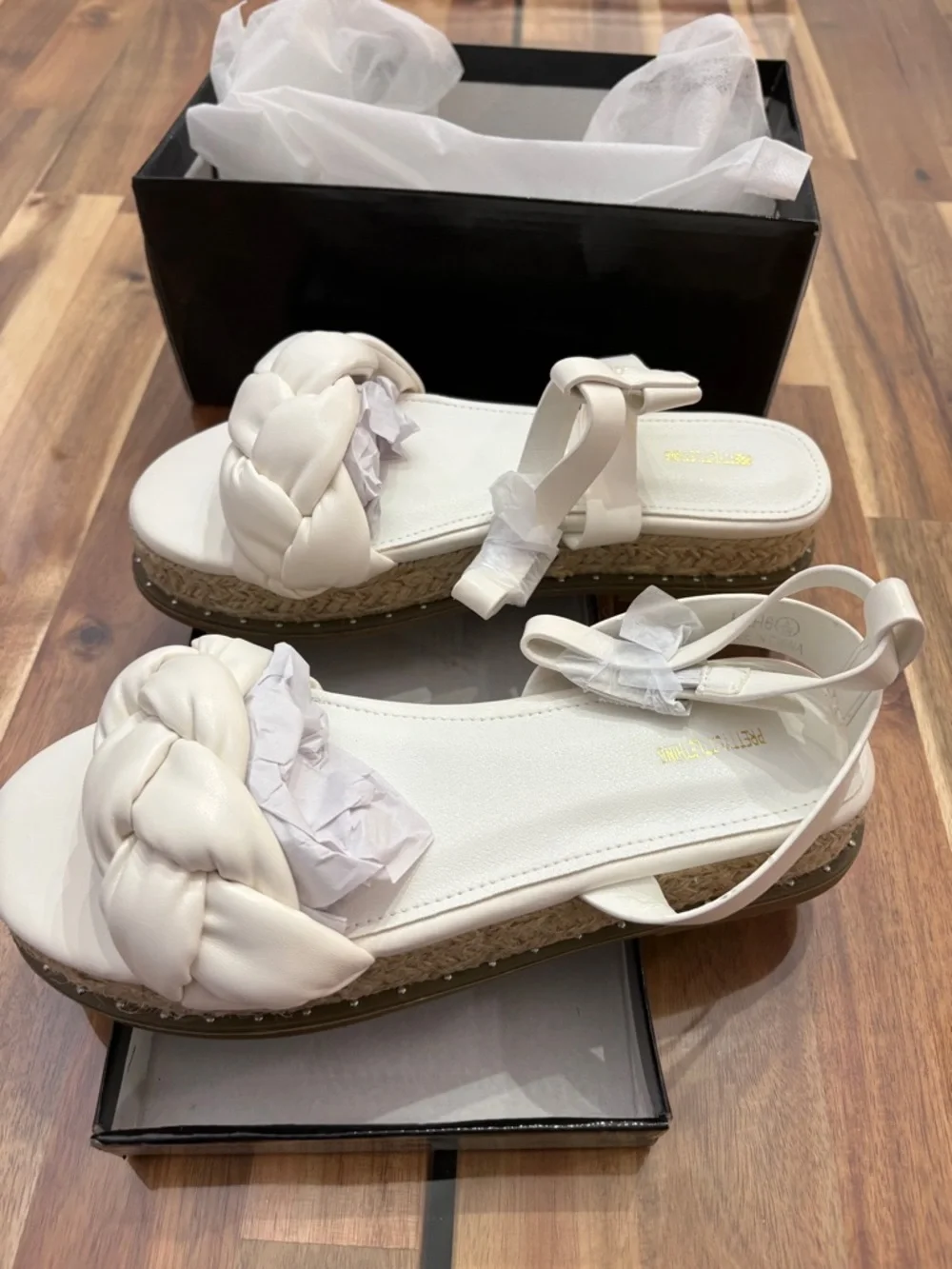 NIB Flawed Sz 7 White PU Plait Detail Strappy Espadrille Sandals Platform Shoes